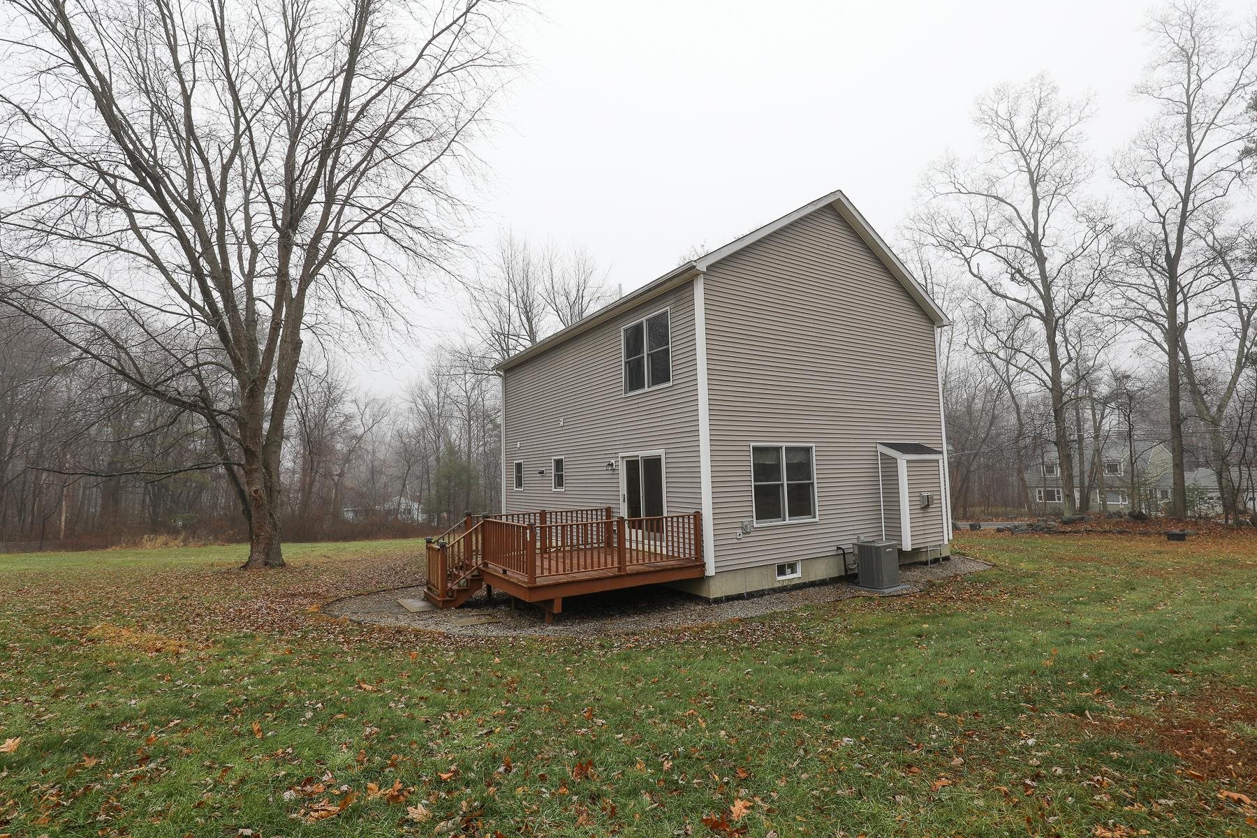 58 Wilsons Crossing Road Auburn, NH 03032 - Photo 4 of 40 Gallery Image 4