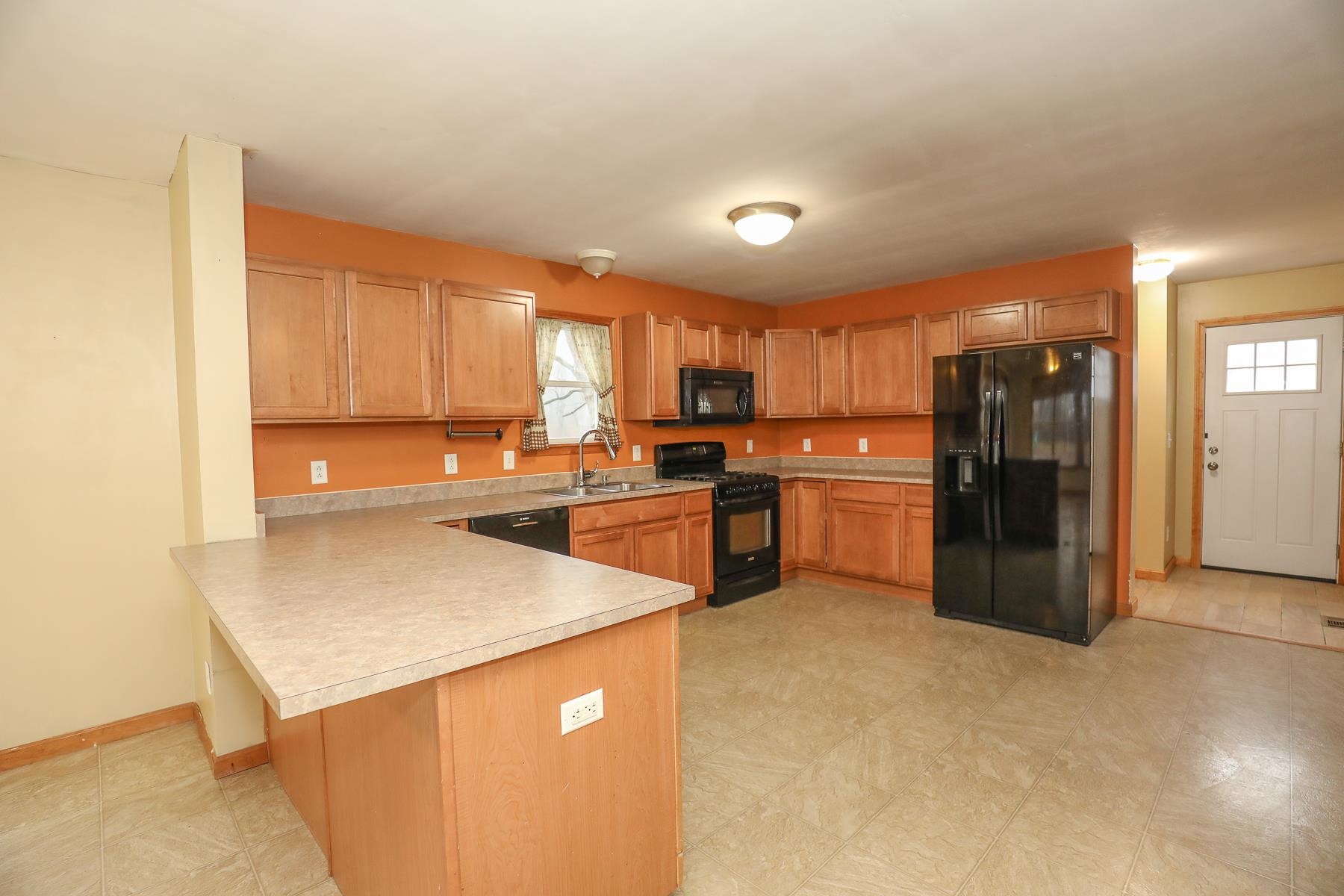 58 Wilsons Crossing Road Auburn, NH 03032 - Photo 10 of 40 Gallery Image 10