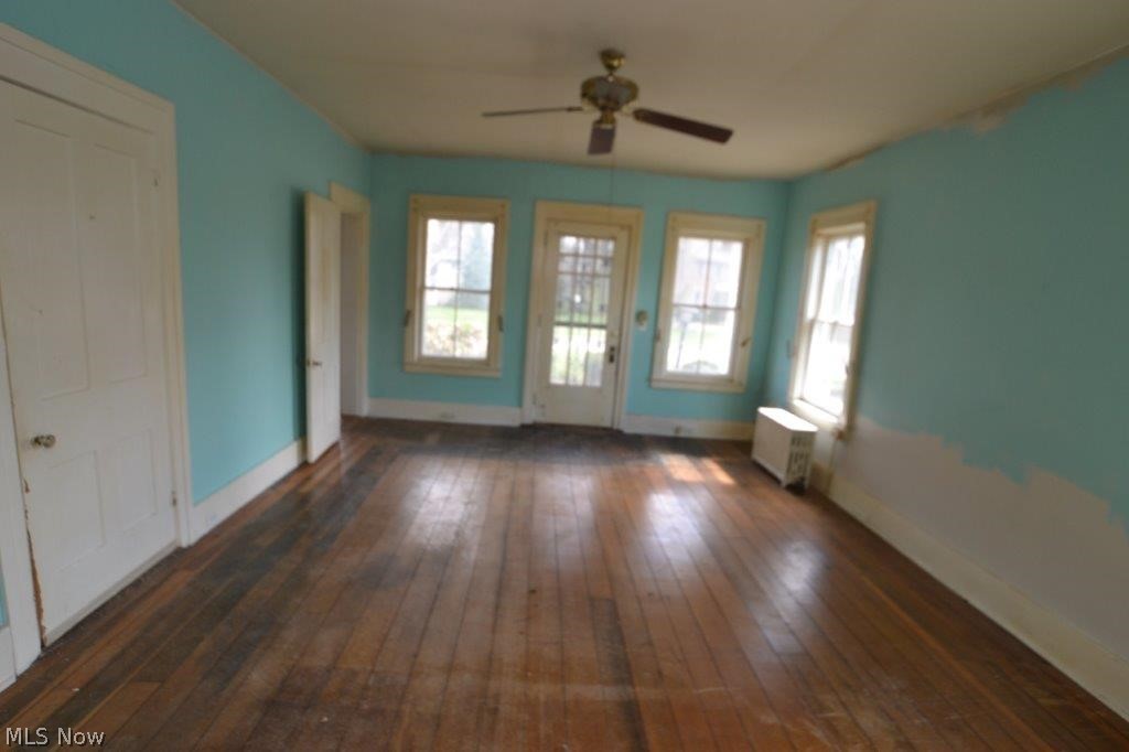 4666 Grayton Road Cleveland, OH 44135 - Photo 13 of 27 Living Room