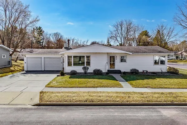 $249,900 | 402 Modern, Reedsburg, WI 53959