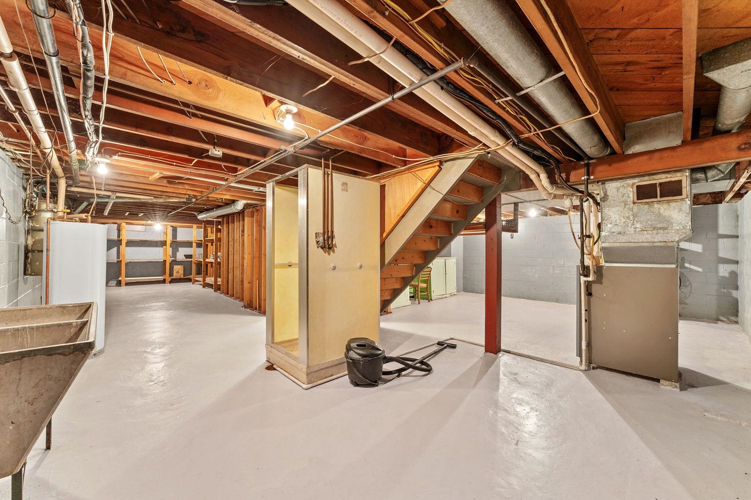 402 Modern Reedsburg, WI 53959 - Photo 22 of 35