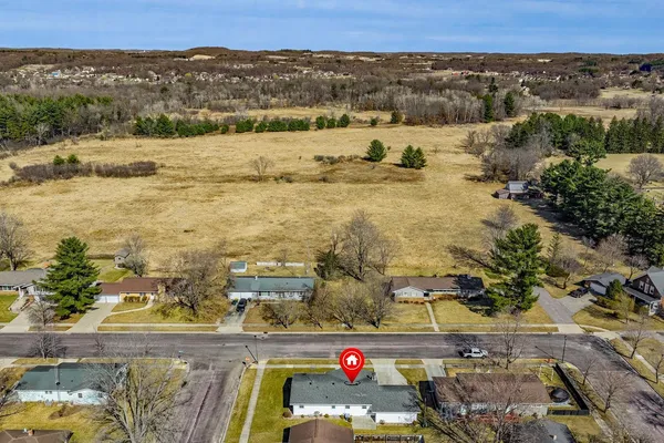 $249,900 | 402 Modern, Reedsburg, WI 53959