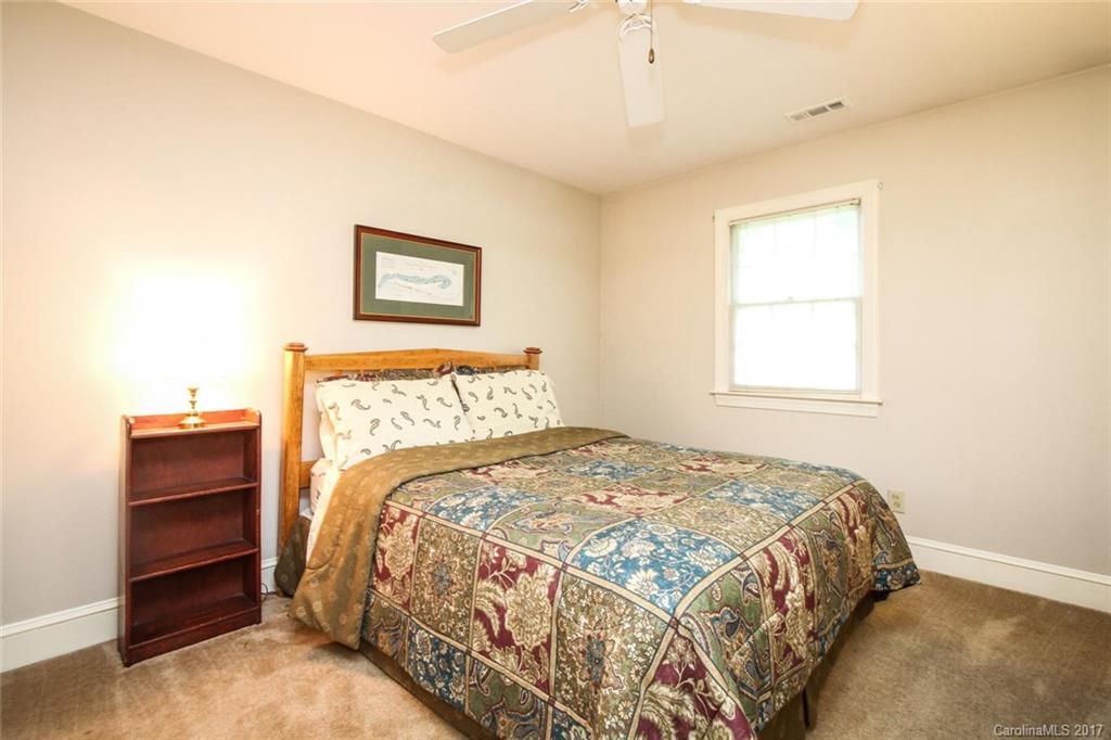 4201 Quail View Road Charlotte, NC 28226 - Photo 16 of 24 Gallery Image 16