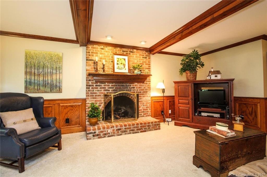 4201 Quail View Road Charlotte, NC 28226 - Photo 3 of 24 Gallery Image 3