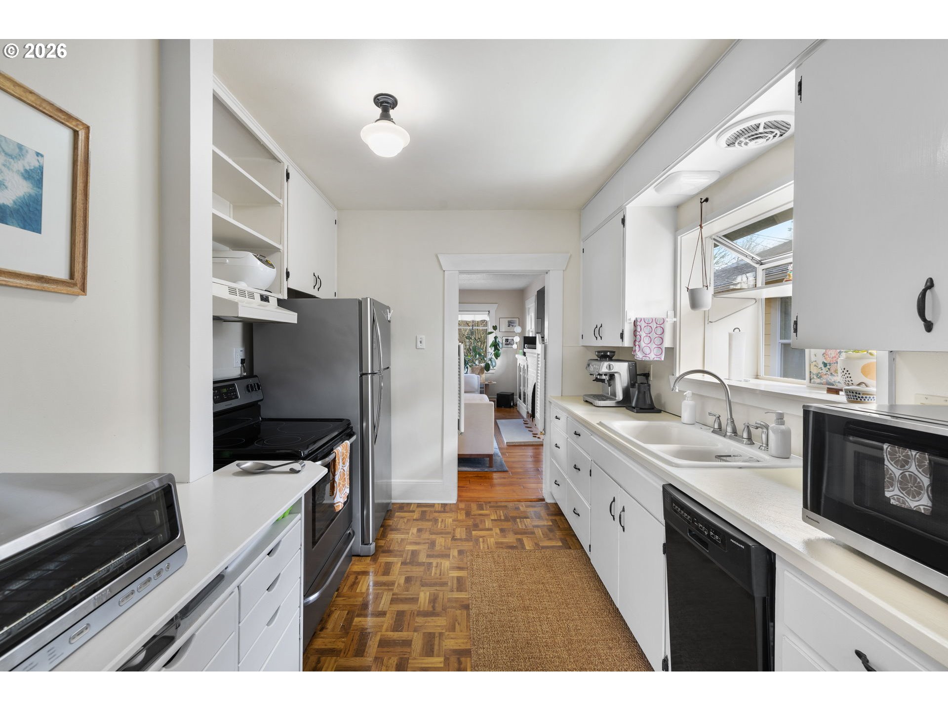 2605 Northeast 63rd Avenue Portland, OR 97213 - Photo 14 of 39