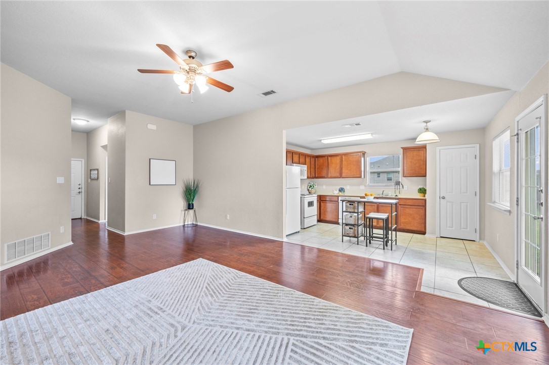 7424 Wind Chime Way Temple, TX 76502 - Photo 3 of 19