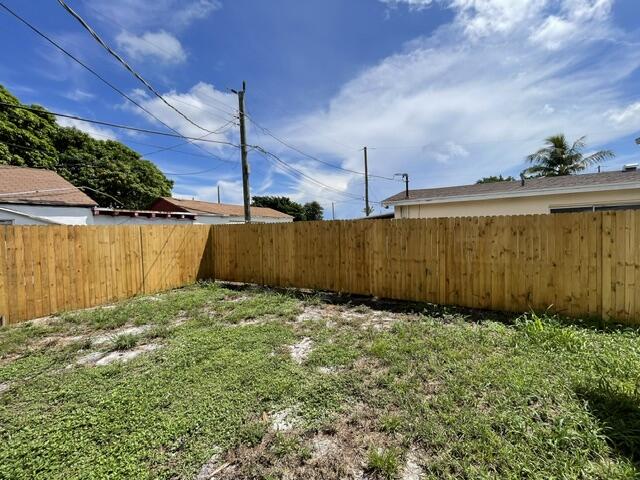 1104 West 24th Street Riviera Beach, FL 33404 - Photo 3 of 23 IMG_0178