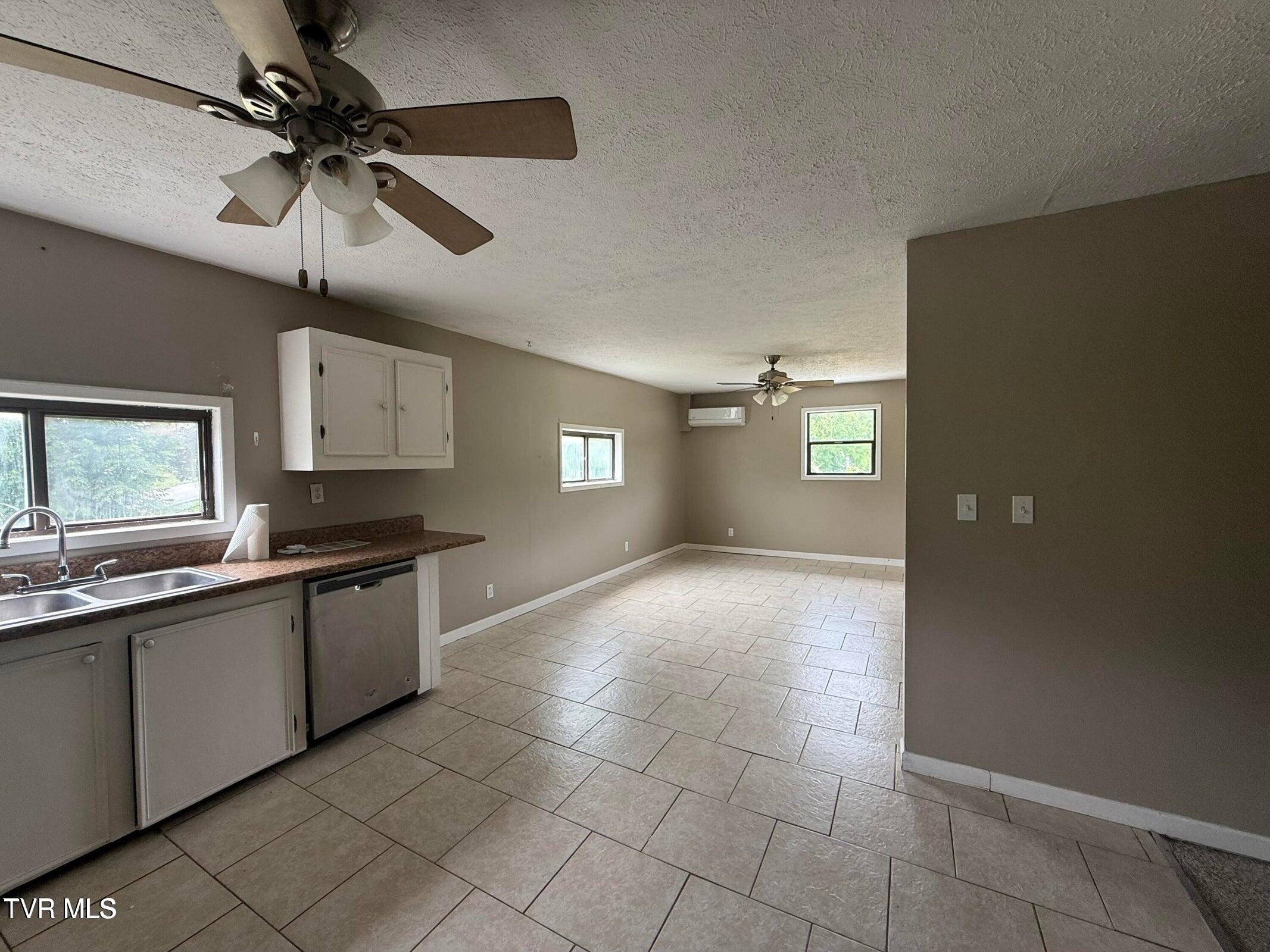 2783 Island Road, Unit 2A Blountville, TN 37617 - Photo 2 of 8 20260622150417843924000000-o
