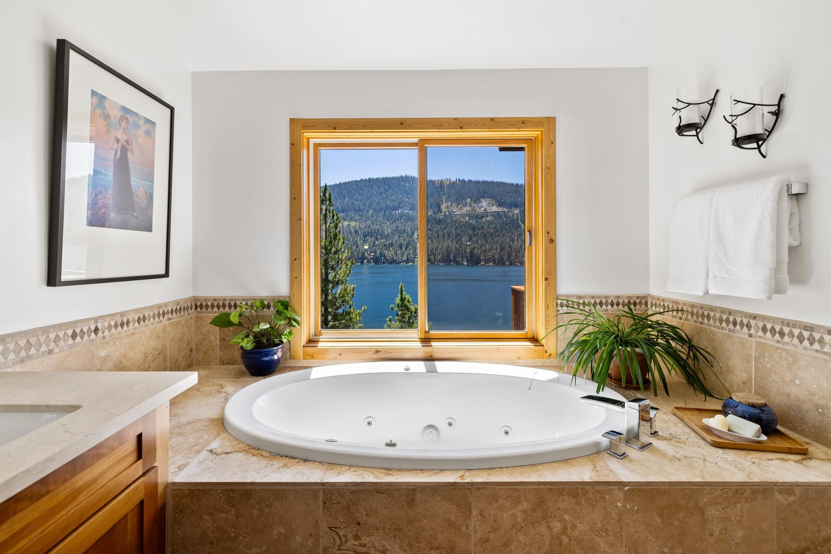 14888 Donner Pass Road Truckee, CA 96161 - Photo 10 of 21 Gallery Image 10