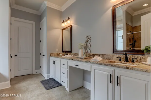 $2,800 | 505 North Montauban Drive, Lafayette, LA 70507