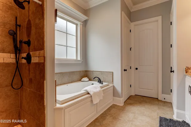 $3,000 | 505 North Montauban Drive, Lafayette, LA 70507