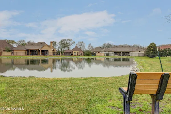 $2,800 | 505 North Montauban Drive, Lafayette, LA 70507