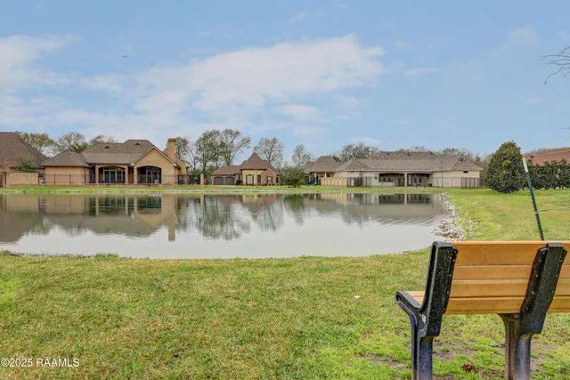 $3,000 | 505 North Montauban Drive, Lafayette, LA 70507