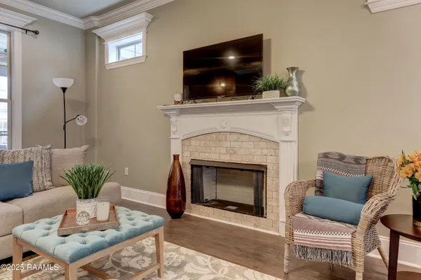 $2,800 | 505 North Montauban Drive, Lafayette, LA 70507