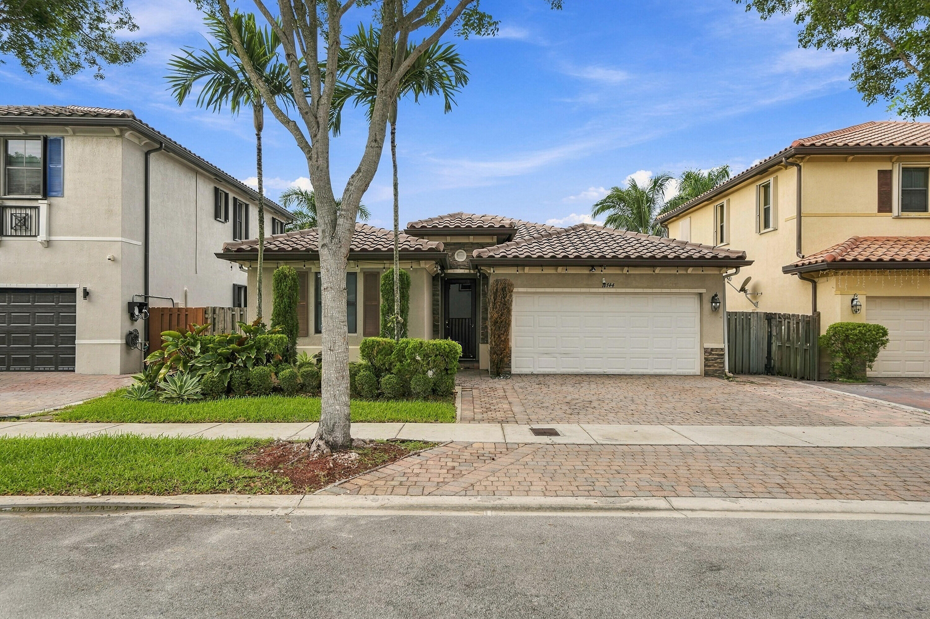11744 Southwest 151st Path Miami, FL 33196 - Photo 1 of 34 01_dsc01640