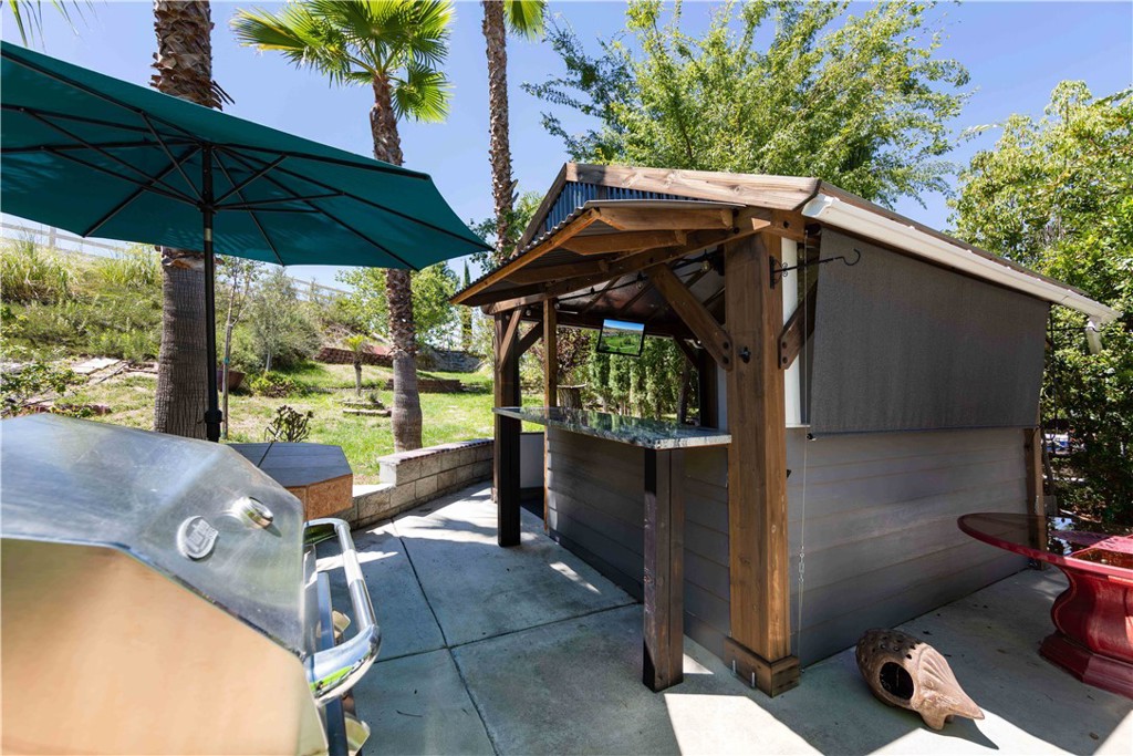 45525 Highway 79 Aguanga, CA 92536 - Photo 9 of 22 a view of backyard with outdoor seating and plants