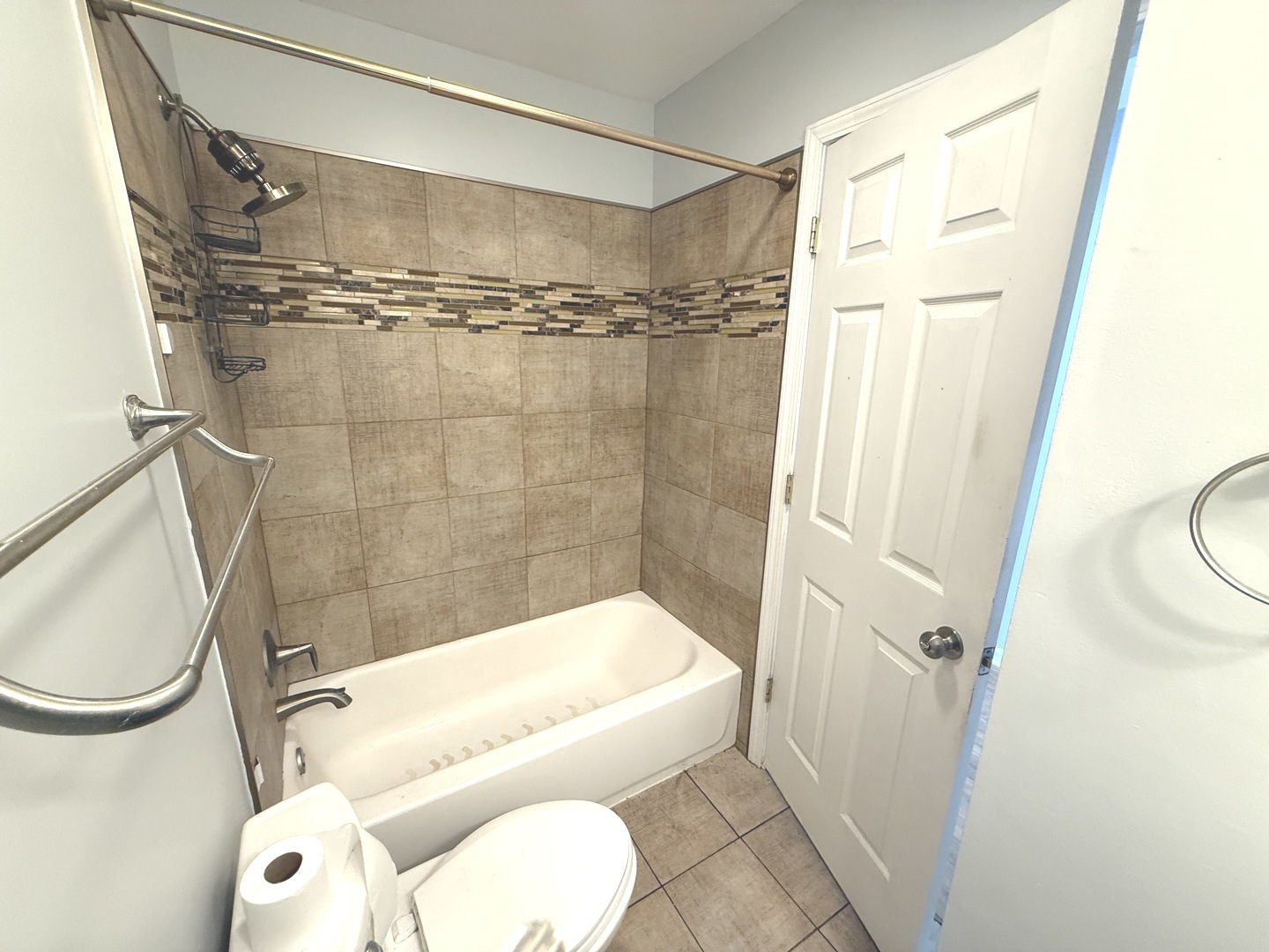 411 Tyler Court, Unit 159 Vernon Hills, IL 60061 - Photo 9 of 21