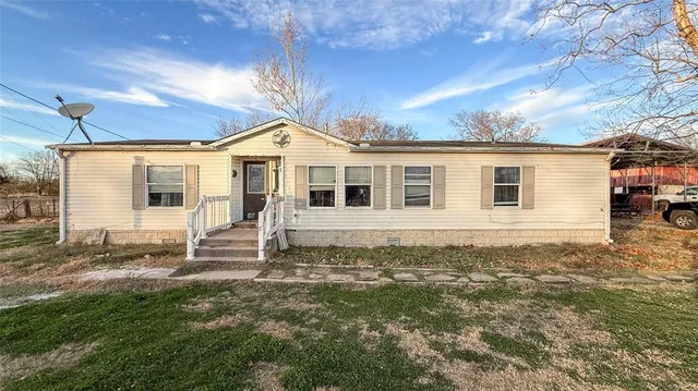 $369,600 | 2449 East Fm 120, Denison, TX 75021