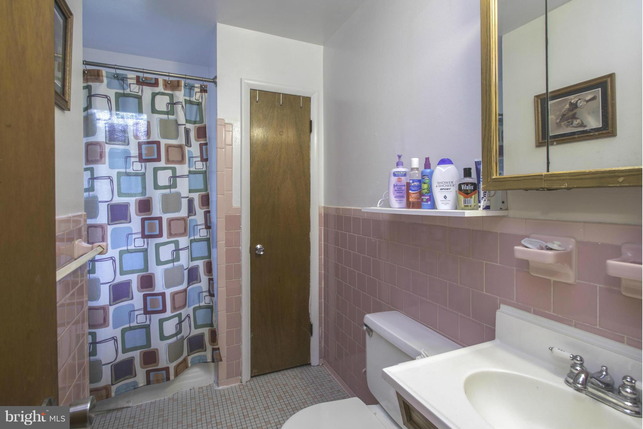 810 Meadow Road Severn, MD 21144 - Photo 16 of 29 Full Bath Main Floor