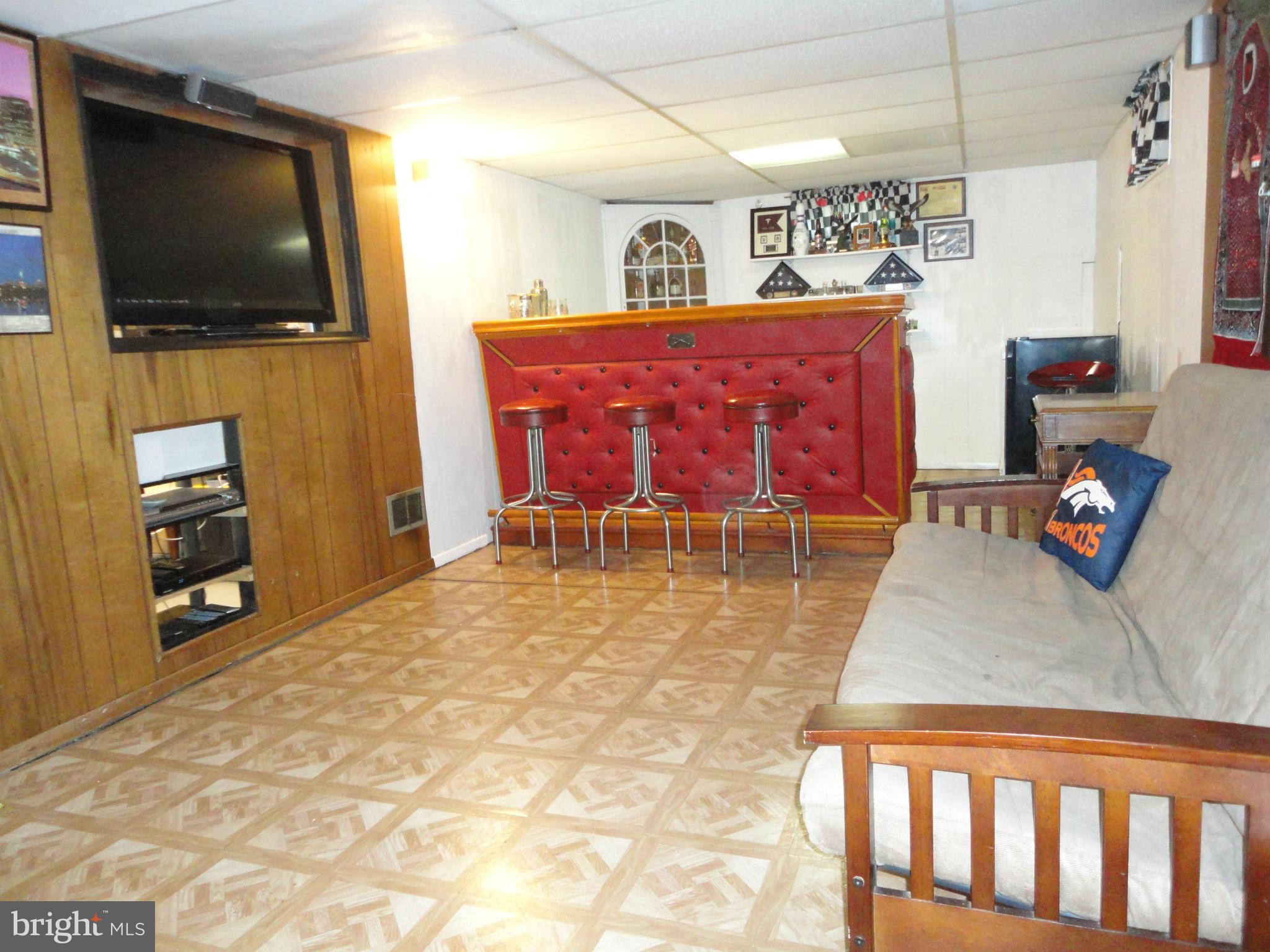 810 Meadow Road Severn, MD 21144 - Photo 20 of 29 TV and Bar area