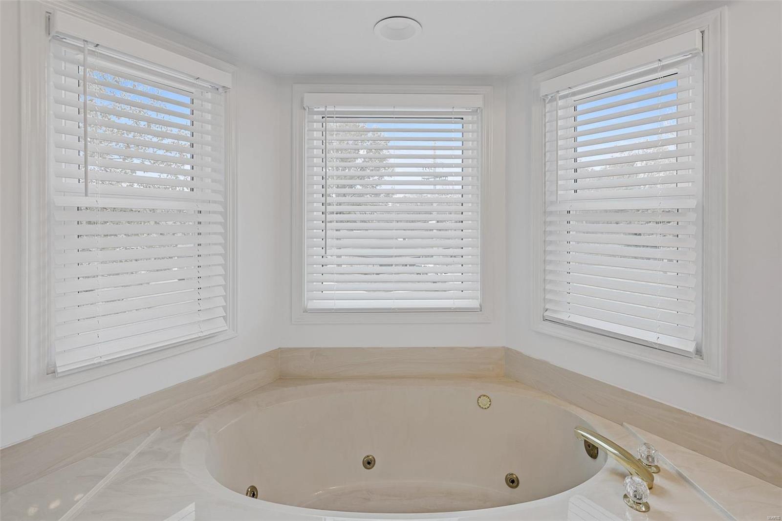 5255 Patterson Road St. Louis, MO 63129 - Photo 8 of 16 Gallery Image 8