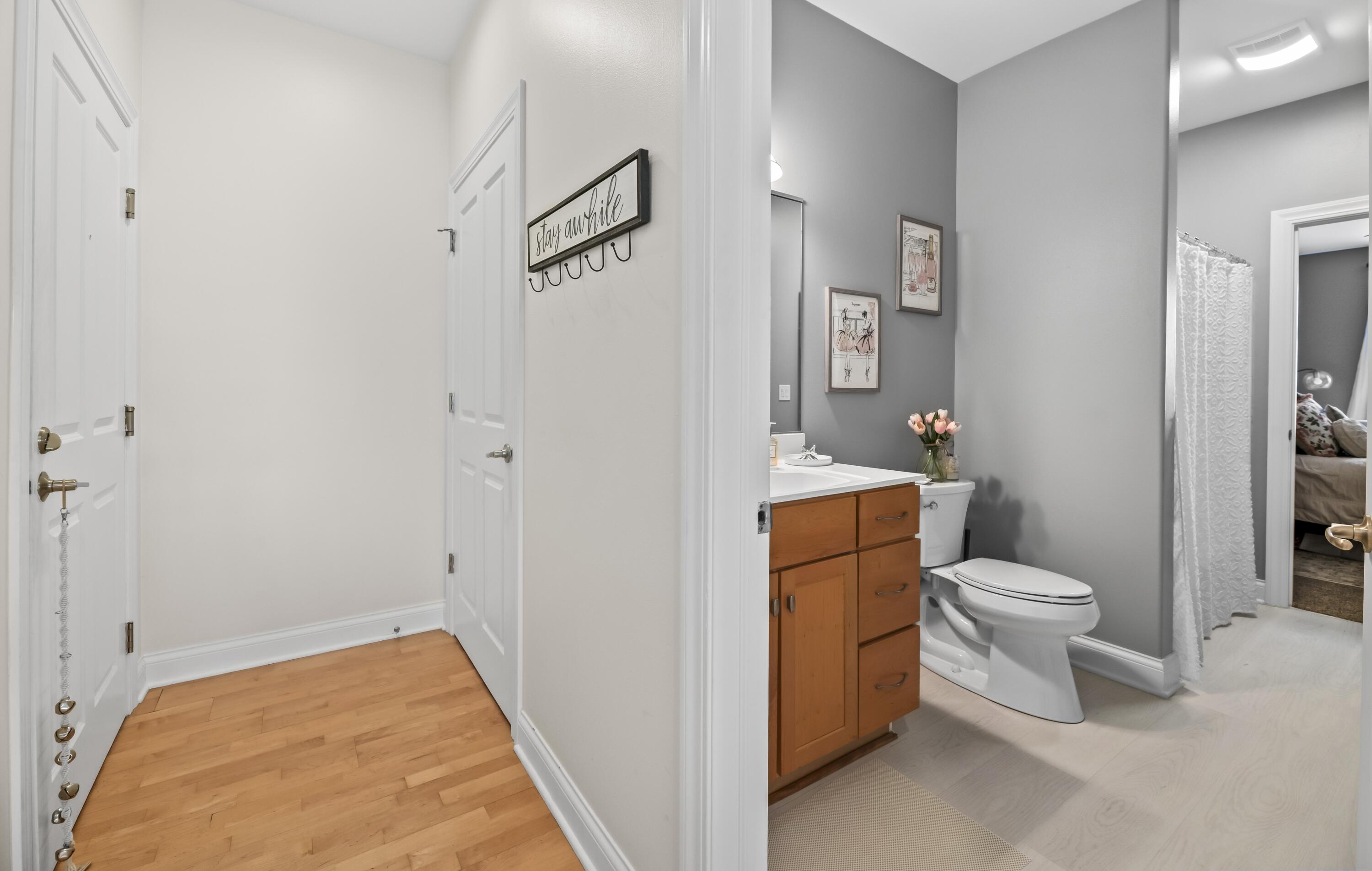 1915 North Water Street, Unit 303 Milwaukee, WI 53202 - Photo 29 of 44 DSC_4345