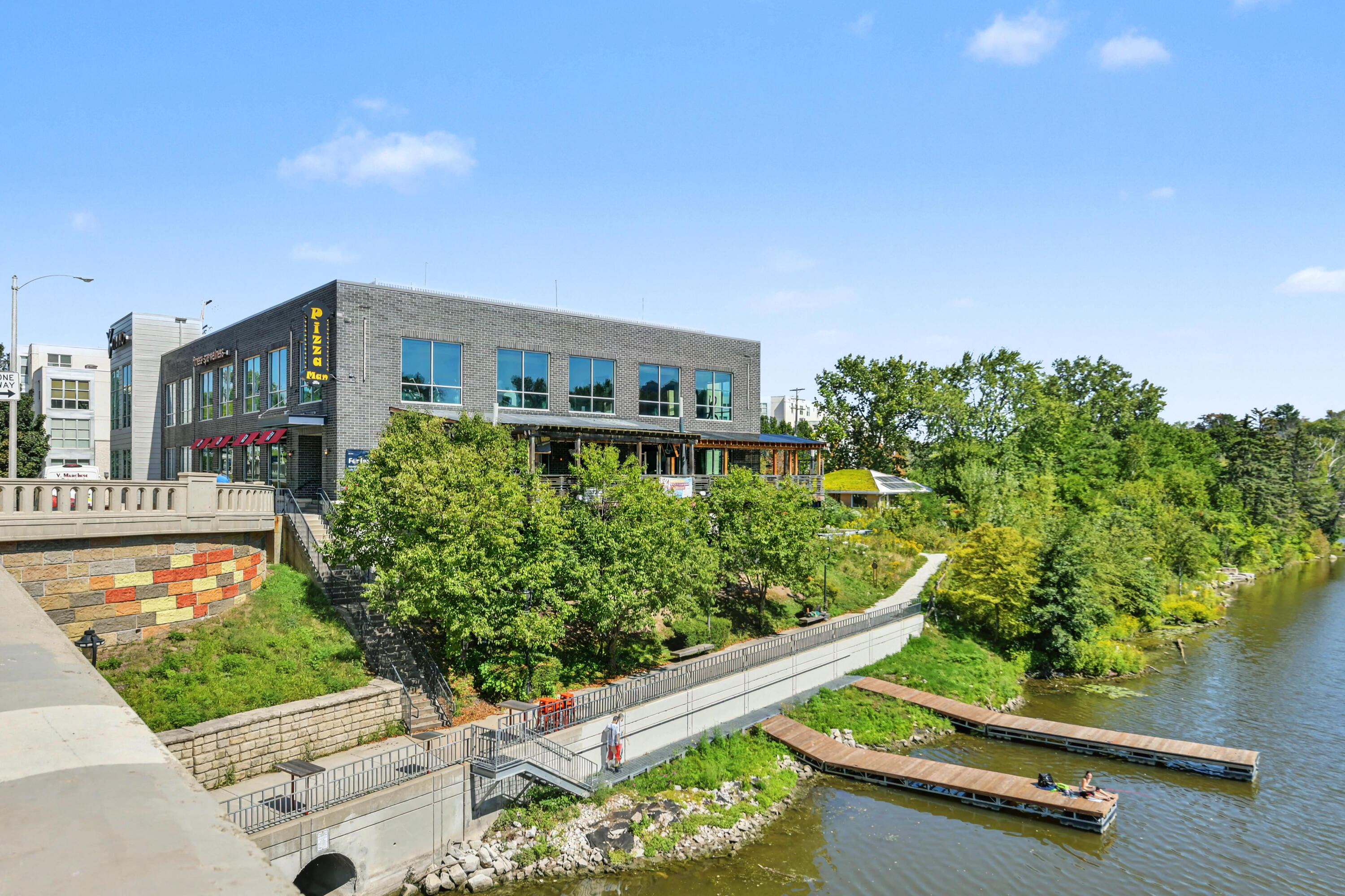 1915 North Water Street, Unit 303 Milwaukee, WI 53202 - Photo 34 of 44 HEN_01 (7)