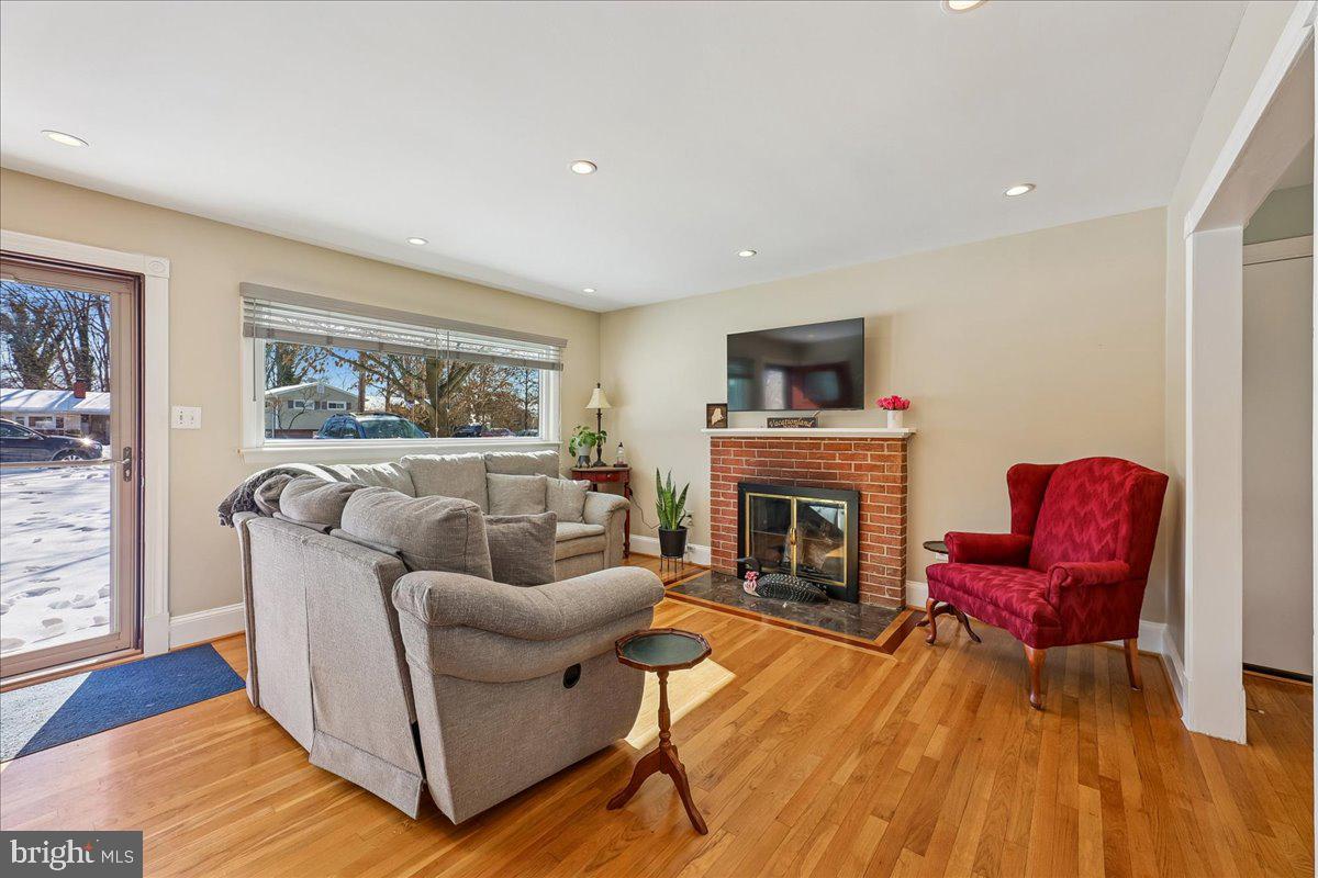 6816 Mayo Court Springfield, VA 22150 - Photo 18 of 43