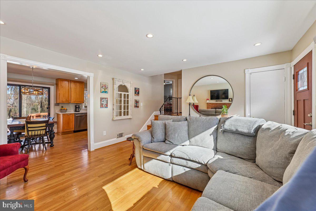 6816 Mayo Court Springfield, VA 22150 - Photo 20 of 43