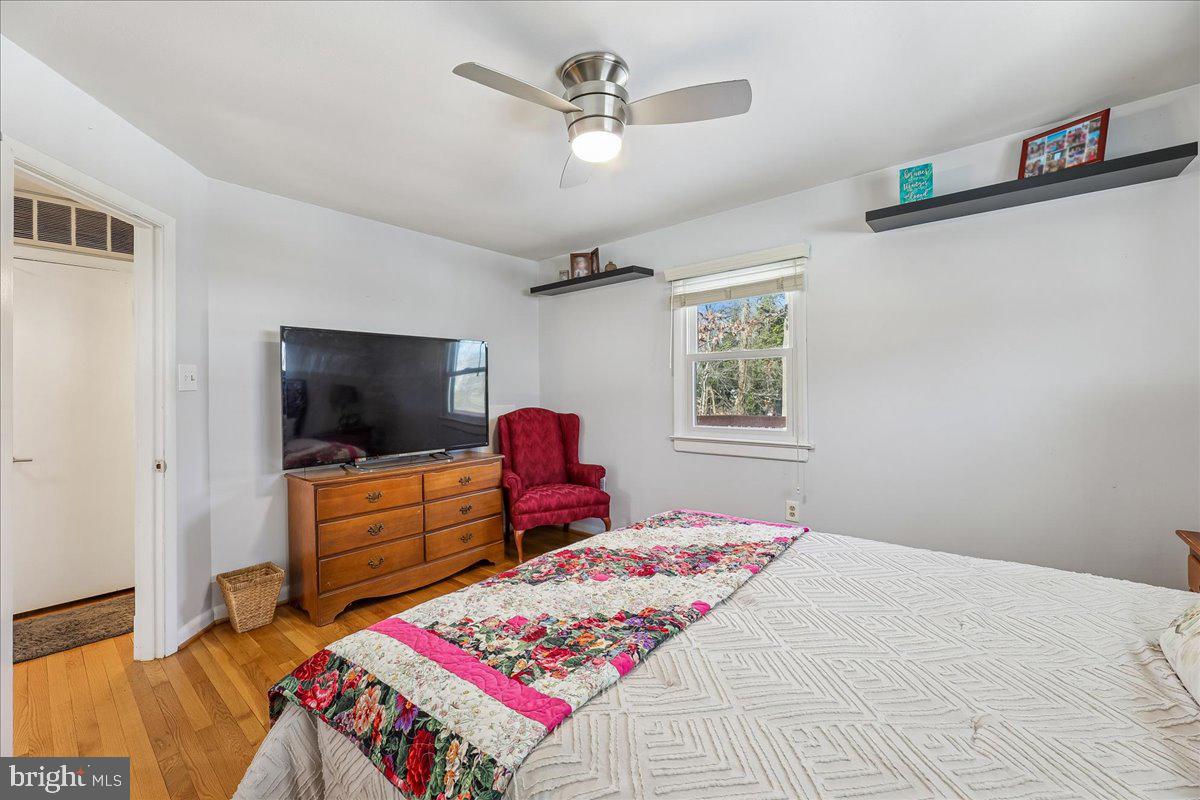 6816 Mayo Court Springfield, VA 22150 - Photo 30 of 43