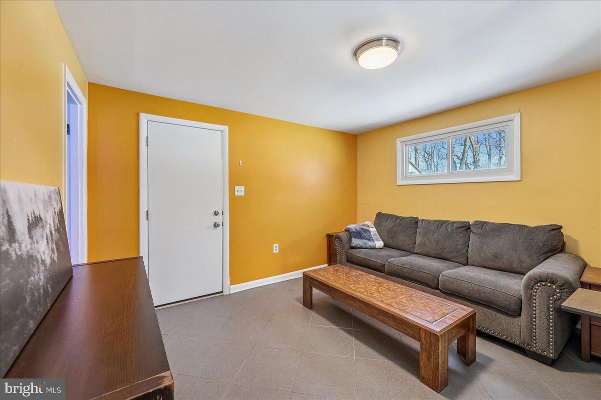 6816 Mayo Court Springfield, VA 22150 - Photo 40 of 43