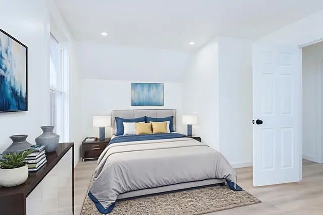 $469,900 | 33 Florence Street, Worcester, MA 01610