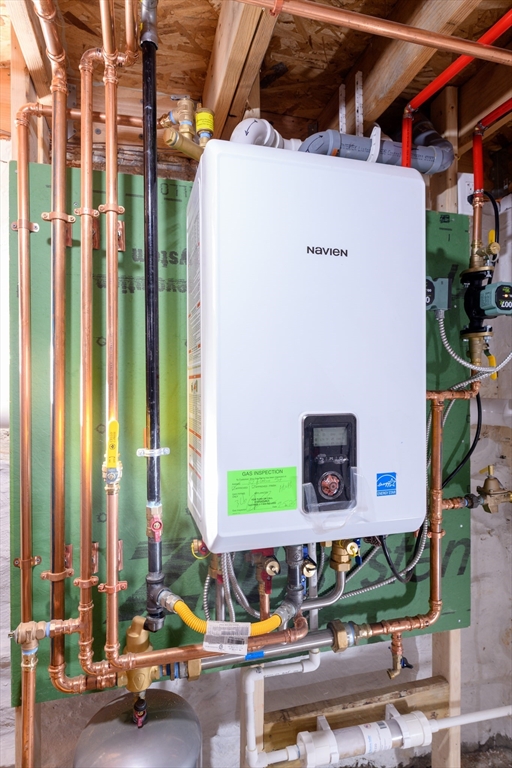 33 Florence Street Worcester, MA 01610 - Photo 34 of 36