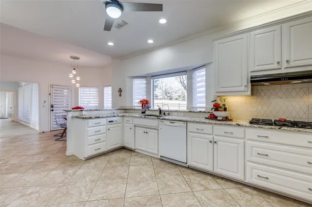 $776,000 | 944 Hills Creek Drive, McKinney, TX 75072