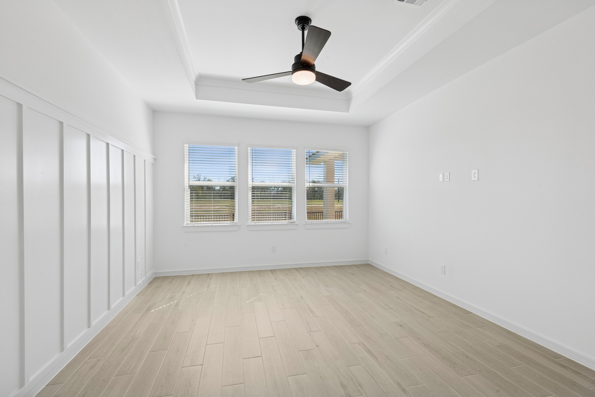 2606 Wastelbread Lane Rosenberg, TX 77471 - Photo 11 of 46 a view of an empty room with a window