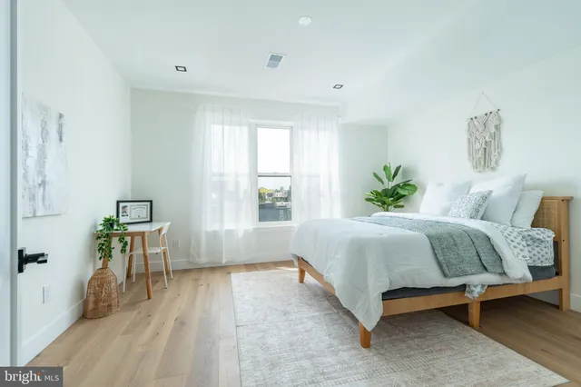 a bathroom with a tub