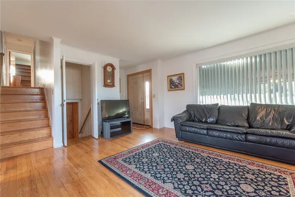 $579,900 | 1020 Warwick Avenue, Warwick, RI 02888