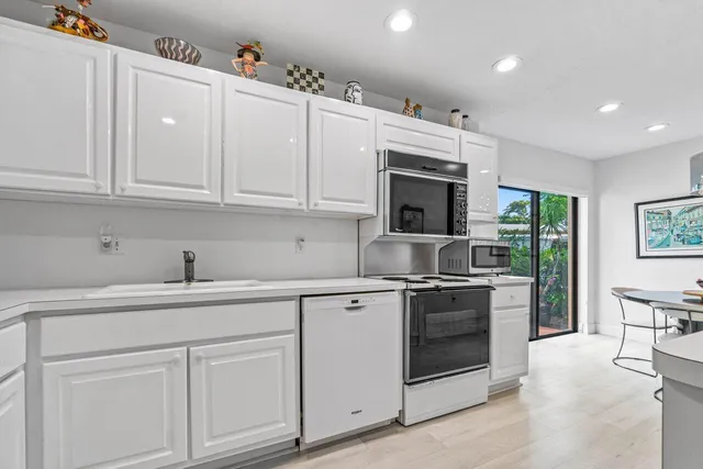 $199,900 | 36 Westgate Lane, Unit C, Boynton Beach, FL 33436