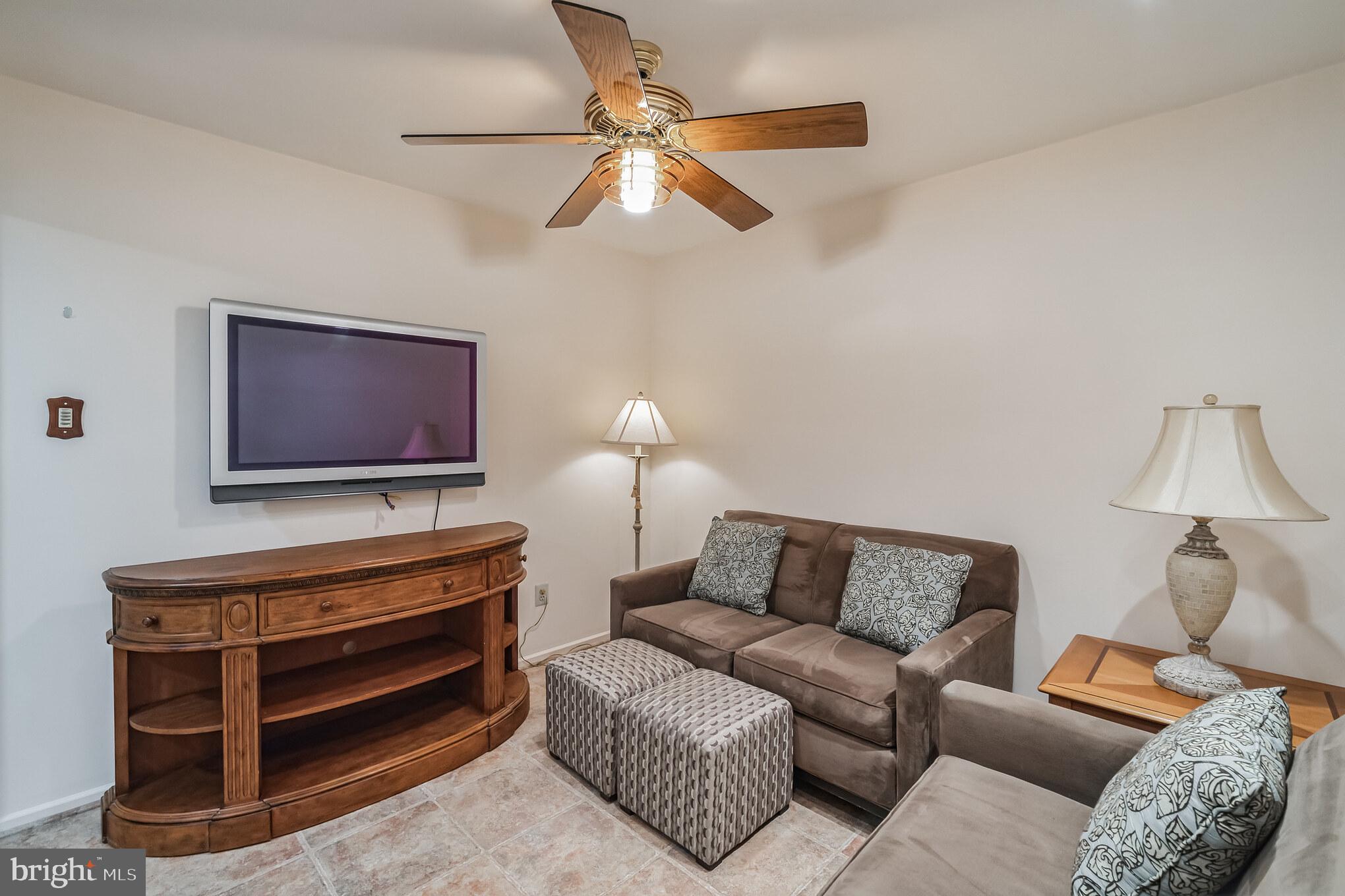 2131 Welsh Road, Unit 209 Philadelphia, PA 19115 - Photo 5 of 31 Gallery Image 5