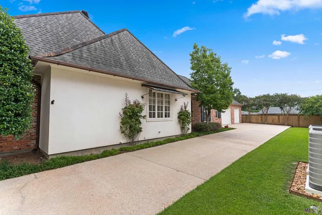 $774,000 | 6428 Province Lane, Baton Rouge, LA 70808