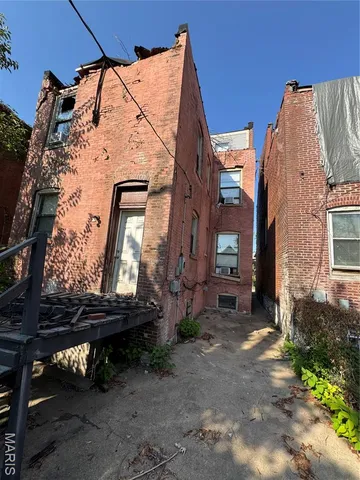 $85,500 | 4614 Newberry Terrace, St. Louis, MO 63113