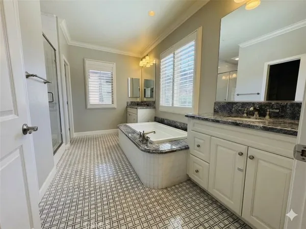 $5,950 | 80 Cipresso, Irvine, CA 92618