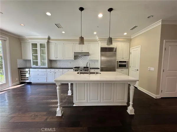 $5,950 | 80 Cipresso, Irvine, CA 92618