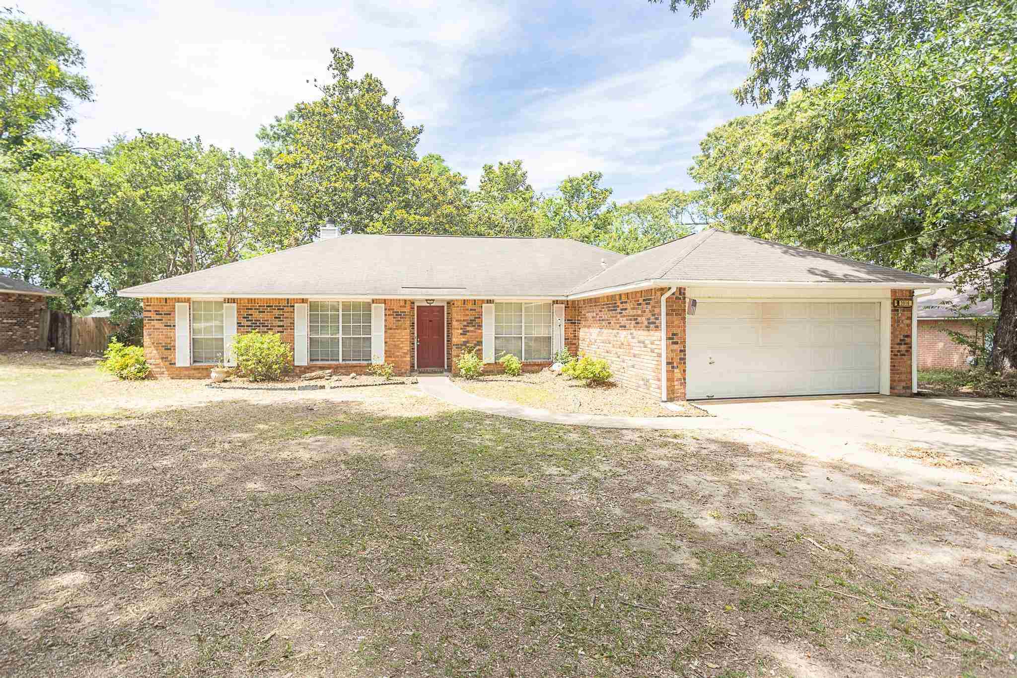 3016 East Kingsfield Road Pensacola, FL 32514 - Photo 1 of 31