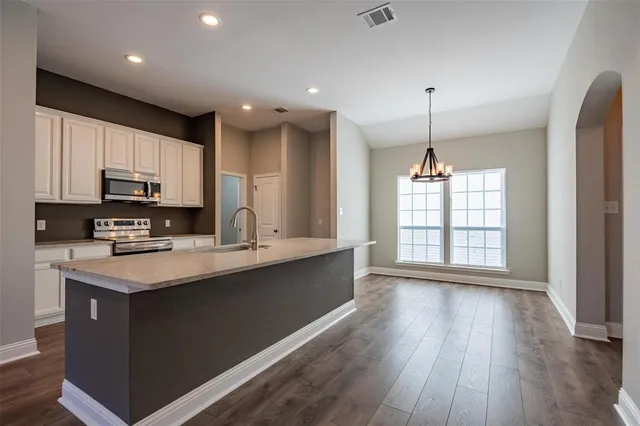 $299,999 | 2816 Farm To Market Road 731, Burleson, TX 76028