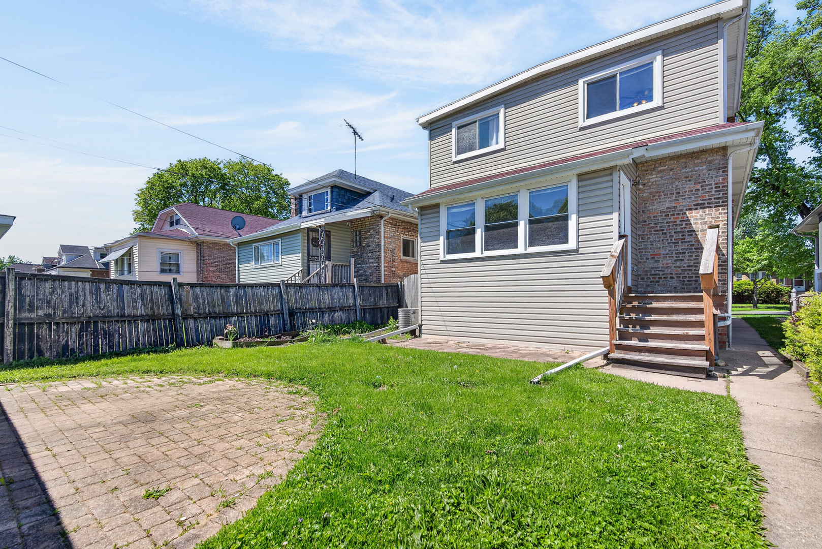 3741 Clinton Avenue Berwyn, IL 60402 - Photo 27 of 34