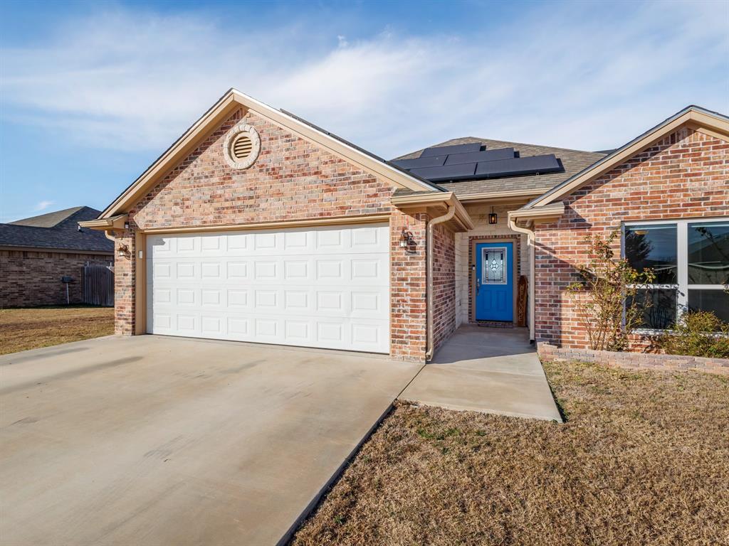 202 East Hall Court Early, TX 76802 - Photo 3 of 34