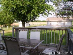 1655 Sandusky Road Jacksonville, IL 62650 - Photo 10 of 12