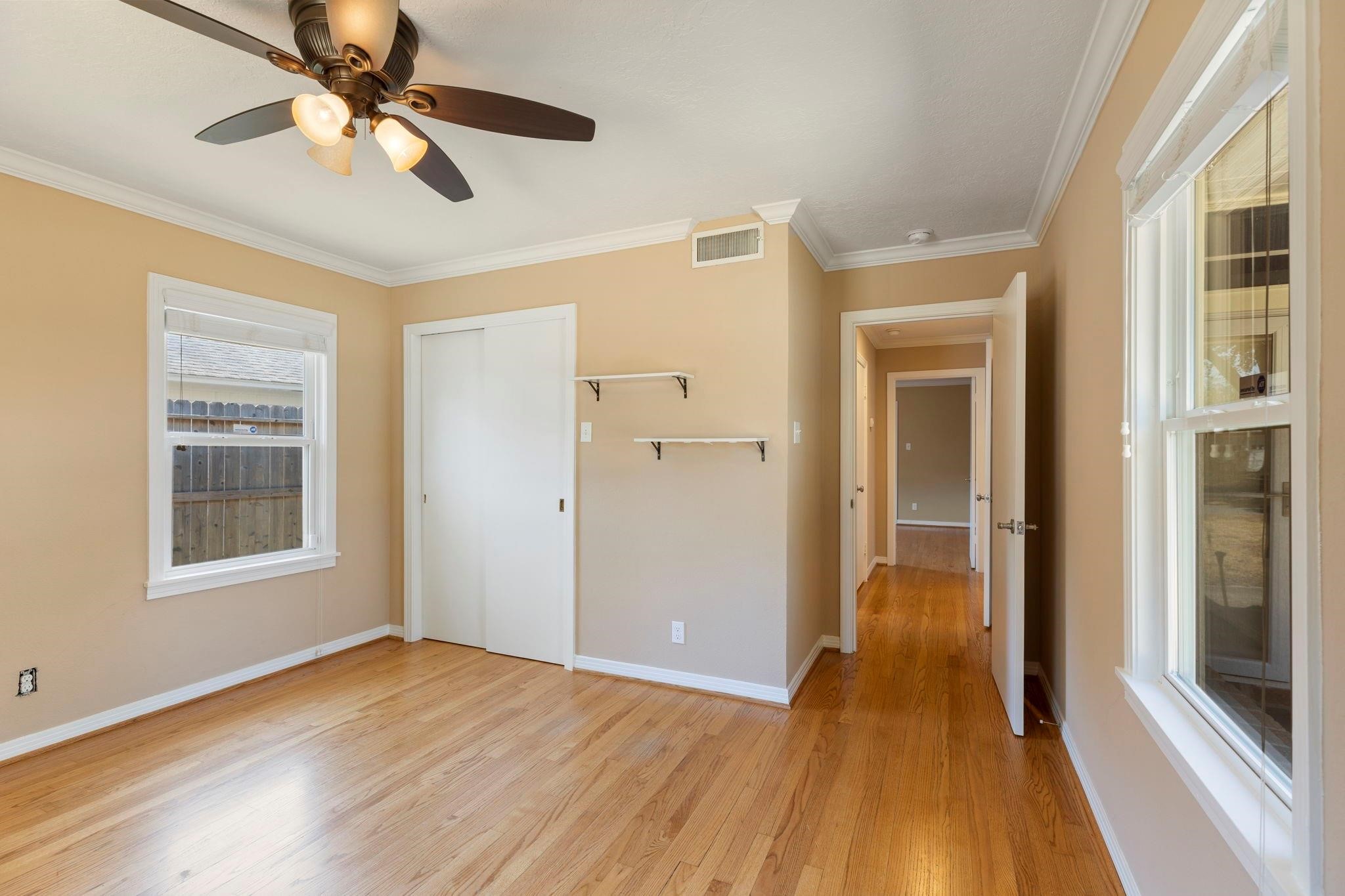 1802 Turnpike Road Houston, TX 77008 - Photo 36 of 47