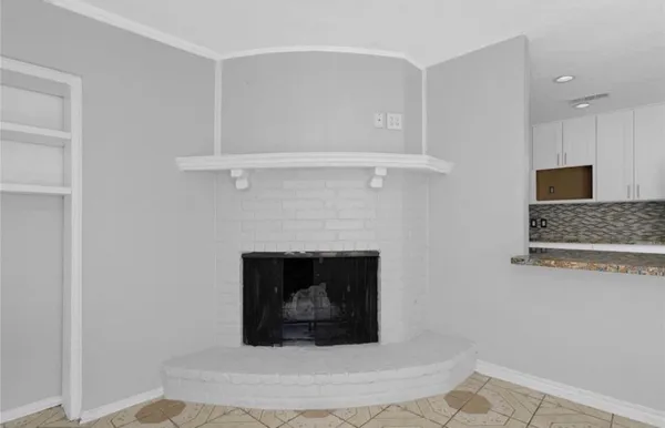$2,100 | 11807 Stroud Drive, Houston, TX 77072